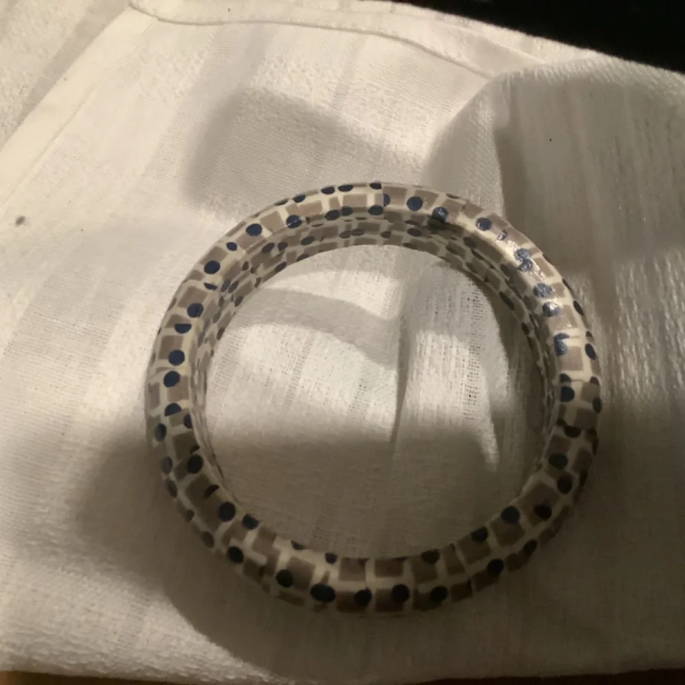 Decoupage Bangle - Picture 3 of 4